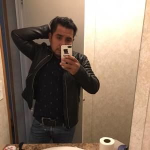 Meet your Posher, Candido